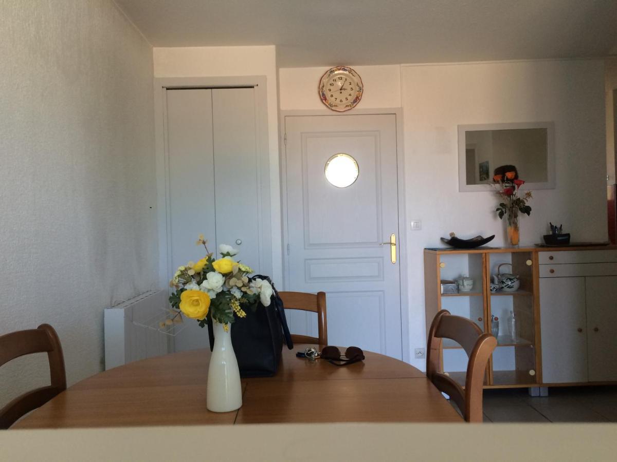 Appartement Avec Piscine أرجيليه- سور- مير المظهر الخارجي الصورة